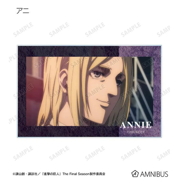 Attack on Titan Anime Merch - Trading Scene Photo Acrylic Card (1 Random) - Doki Doki Land