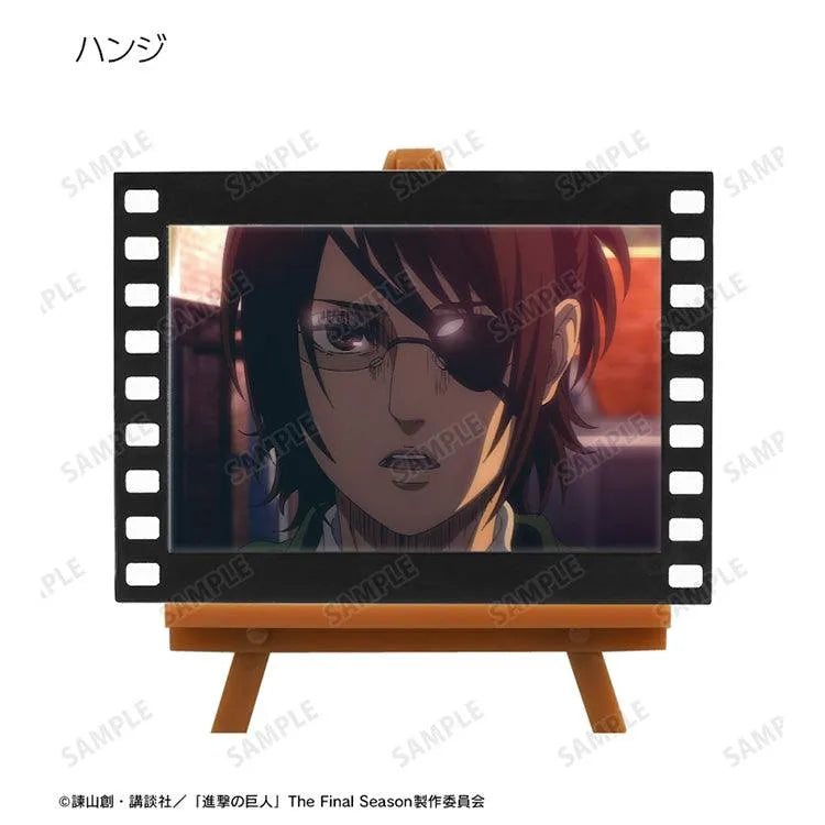 Attack on Titan Anime Merch - Trading Scene Photo Film Style Mini Art Frame - Doki Doki Land