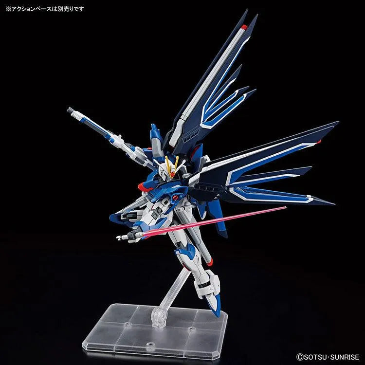 Gundam Model Kit - HG Rising Freedom Gundam 1/144 - Doki Doki Land
