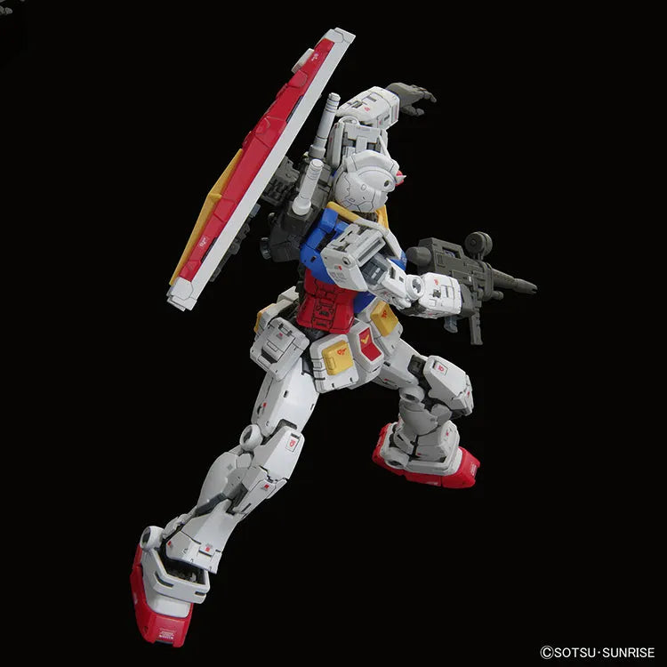 Gundam Model Kit - RG #40 RX-78-2 Ver.2.0 1/144