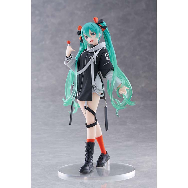 Hatsune Miku Fashion Punk Ver. by Taito