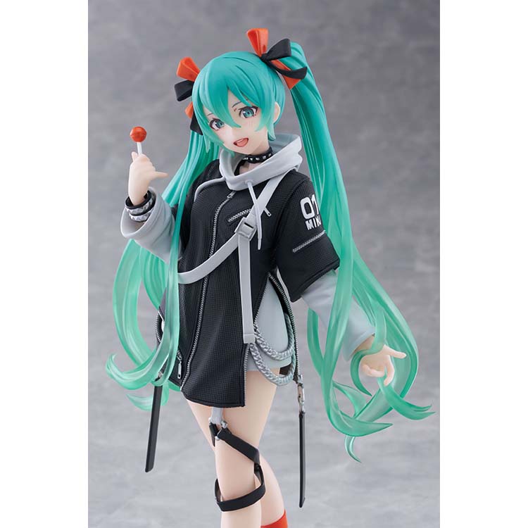 Hatsune Miku Fashion Punk Ver. by Taito