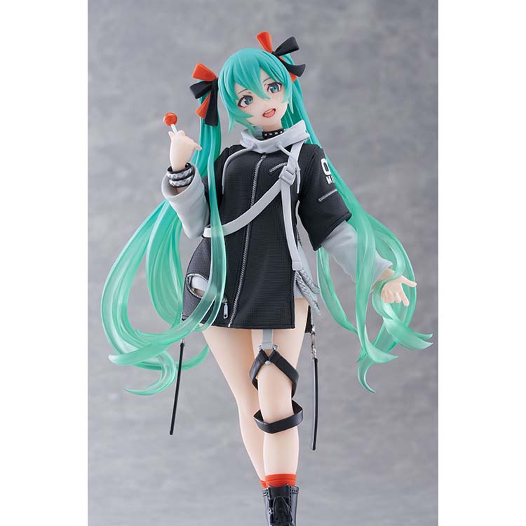 Hatsune Miku Fashion Punk Ver. by Taito