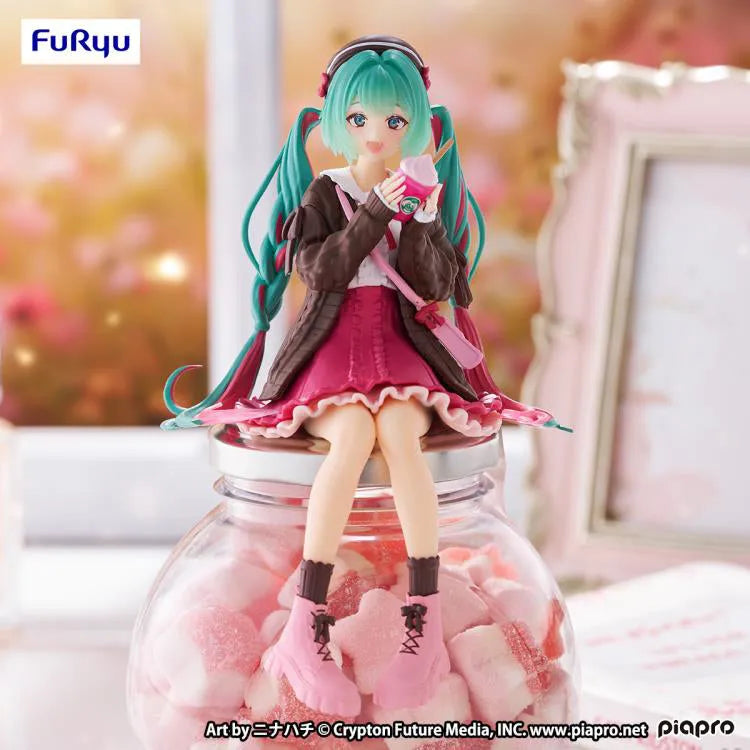 Hatsune Miku Autumn Date Pink Color Ver. Noodle Stopper Figure