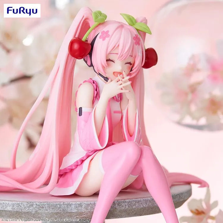 Hatsune Miku Noodle Stopper Figurer - Sakura Miku 2023 Smile Ver. - Doki Doki Land