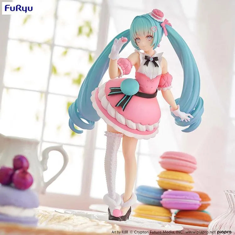 Hatsune Miku SweetSweets Figure - Macaroon - Doki Doki Land