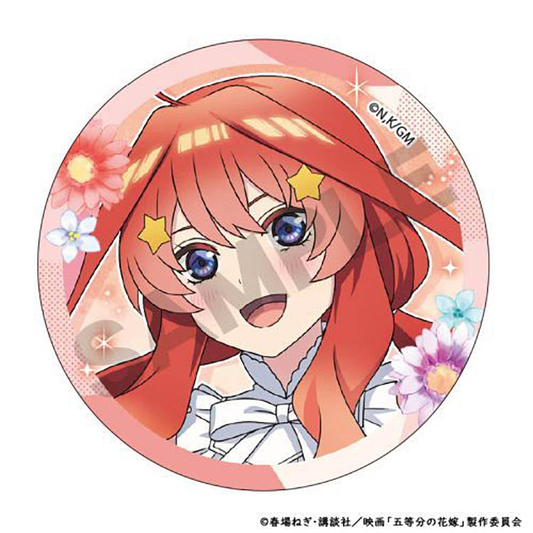 Anime merch can badge collection featuring Ichika, Nino, Miku, Yotsuba, and Itsuki with balloons.