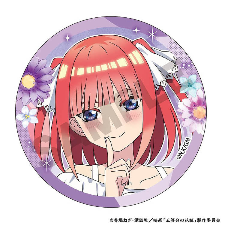 Anime merch can badge collection featuring Ichika, Nino, Miku, Yotsuba, and Itsuki with balloons.
