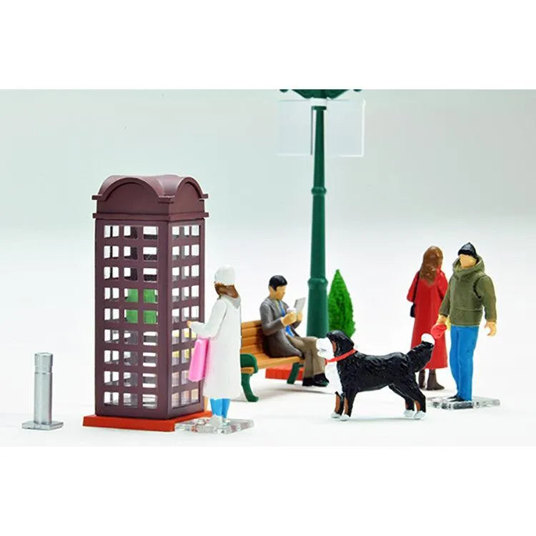 Vintage Diocolle 64 Scale Figure - #09a Car Snap Holiday Street 1/64 - Doki Doki Land