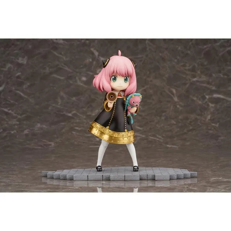 Spy x Family Scale Figure - Anya Forger 1/7 - Doki Doki Land