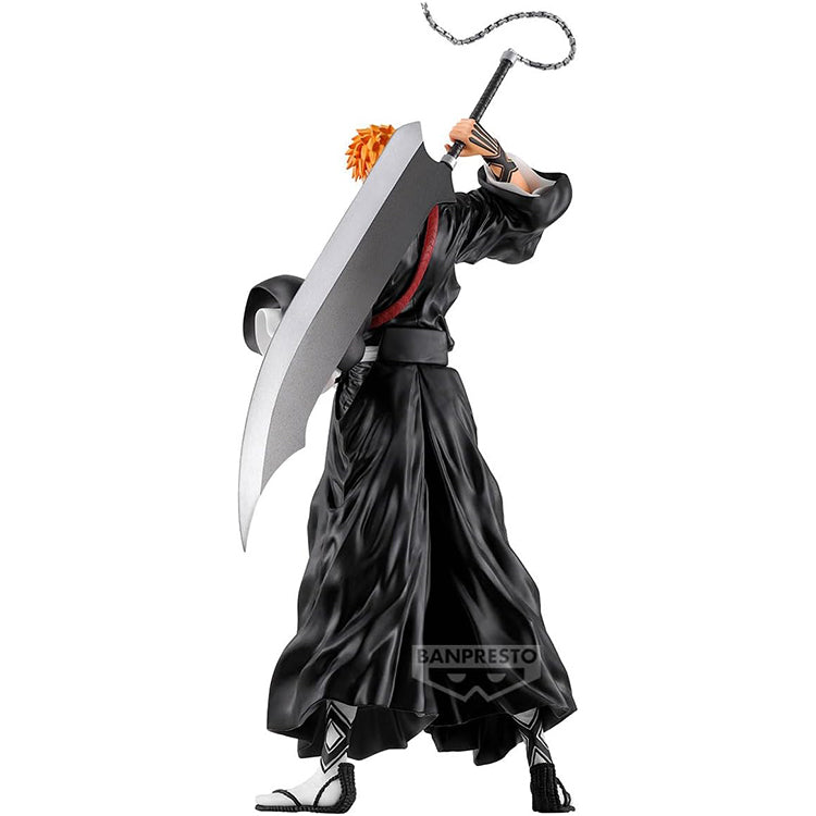 Rear view of 32cm BLEACH Grandista Ichigo Kurosaki figure by Banpresto based on Shibuya outdoor  advertisement from a different angle