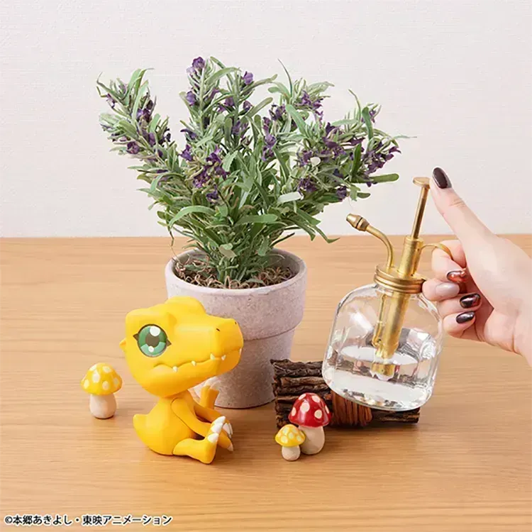 Digimon Agumon Look Up Figure