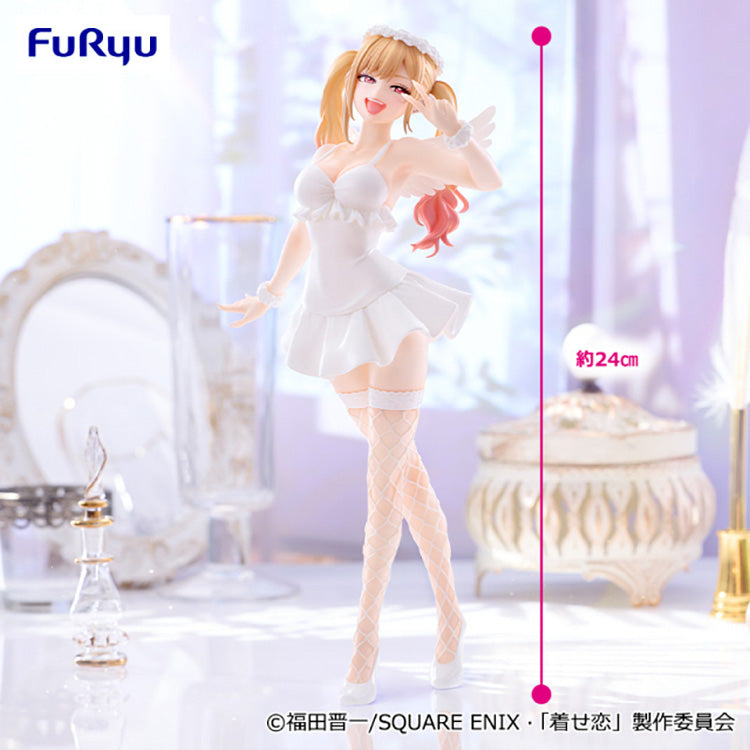Full front view of the Marin Kitagawa BiCute Pure figure wearing a white dress and angel wings. The height of the figure is around 24cm.