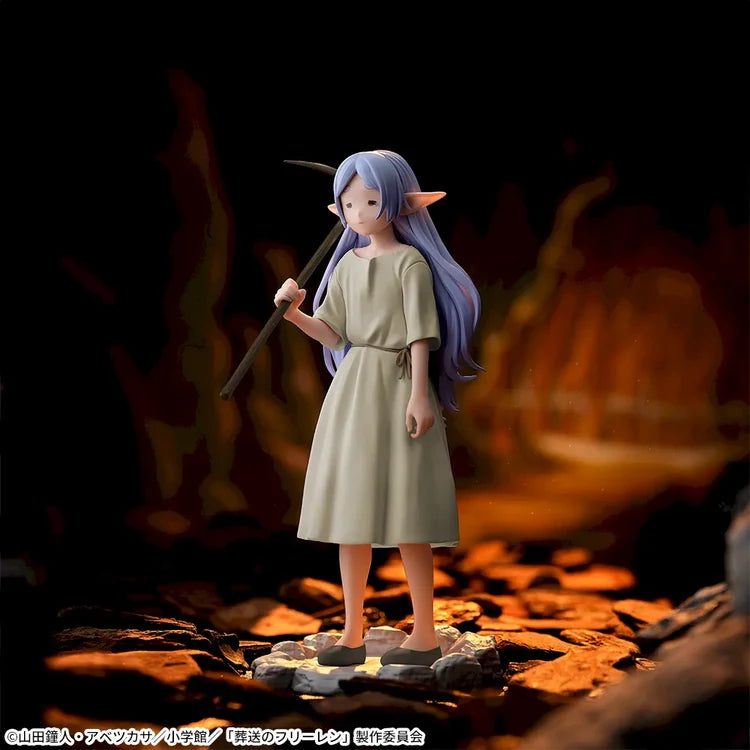 Frieren Beyond Journey's End SEGA Hi-Premium figure, angled side view gripping a pickaxe in the mine