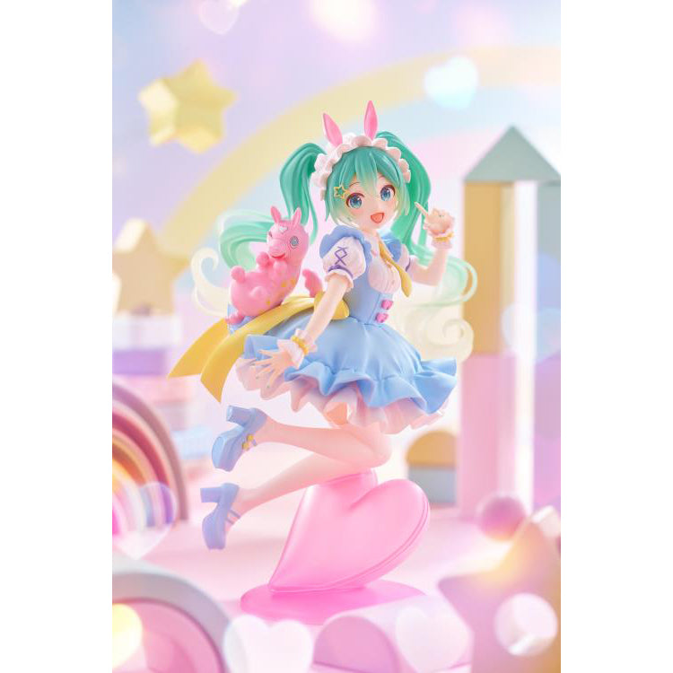 Vocaloid AMP+ Hatsune Miku x Rody Fairy Tale Ver figure by Taito in a fairy tale inspired outfit
