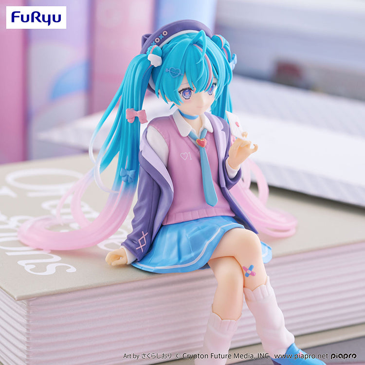 Hatsune Miku Love Blazer Navy Color Noodle Stopper figure in sitting pose with detailed twin tails and navy outfit.