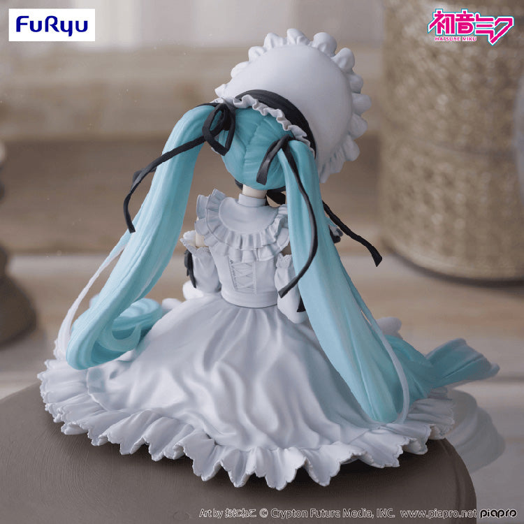 Rear view of the Hatsune Miku Vintage Doll Noodle Stopper, detailing the intricate corset-style lacing and the back of the ruffled bonnet.