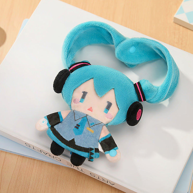 Character Vocal Series 01: Hatsune Miku Series Keychain Pouch
