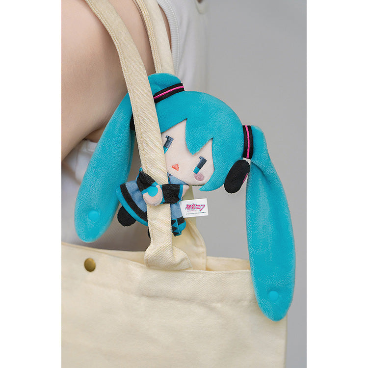 Character Vocal Series 01: Hatsune Miku Series Keychain Pouch
