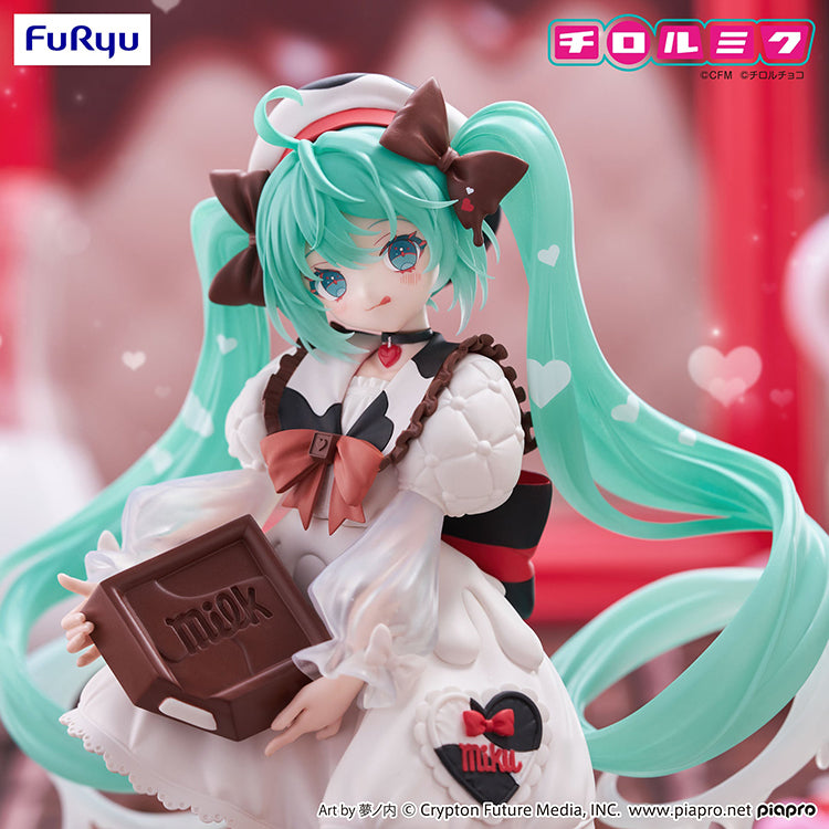 FuRyu Trio-Try-iT Hatsune Miku Milk Version figure holding a TIROL CHOCO bar with cow-print beret and teal twin-tails.