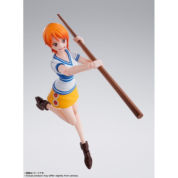 One Piece S.H.Figuarts Nami -Romance Dawn-