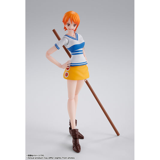 One Piece S.H.Figuarts Nami -Romance Dawn-