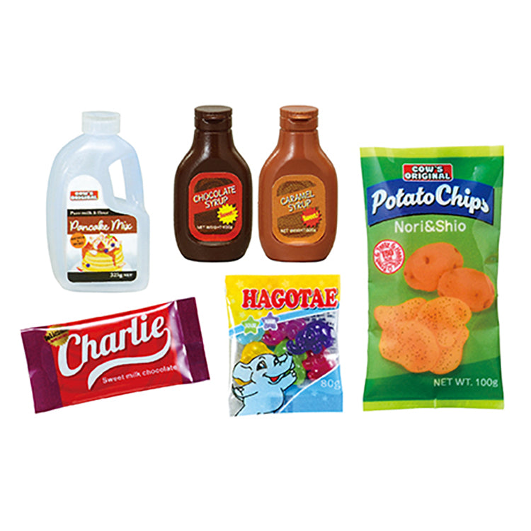 Re-Ment Puchi Sample Series COW’S MART miniatures featuring grocery items, snacks, home goods, and discount store-themed accessories.