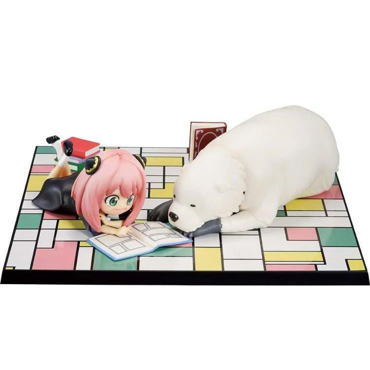 SPY×FAMILY Anya Forger and Bond Ichibansho card holder figure by Bandai Spirits, 6.7 inch anime collectible