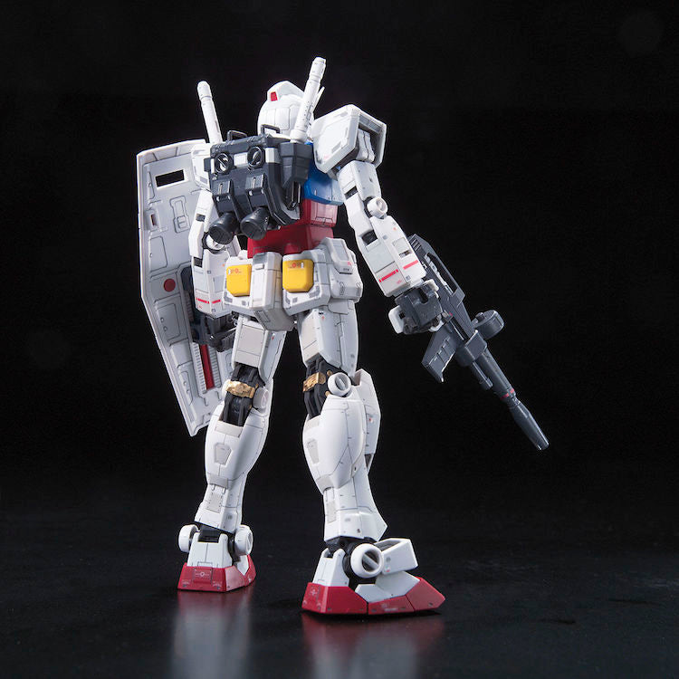 “Gundam" RG Model Kit - 01 RX-78-2 Gundam 1/144